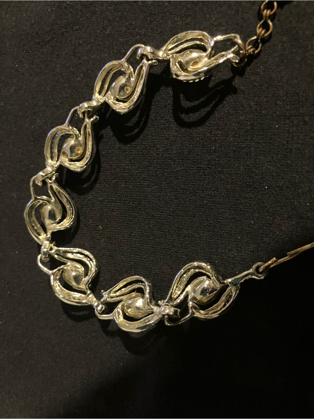 Estate Gold-Tone Pearl Link Bracelet — Cream Pearls - Picture 5 of 7